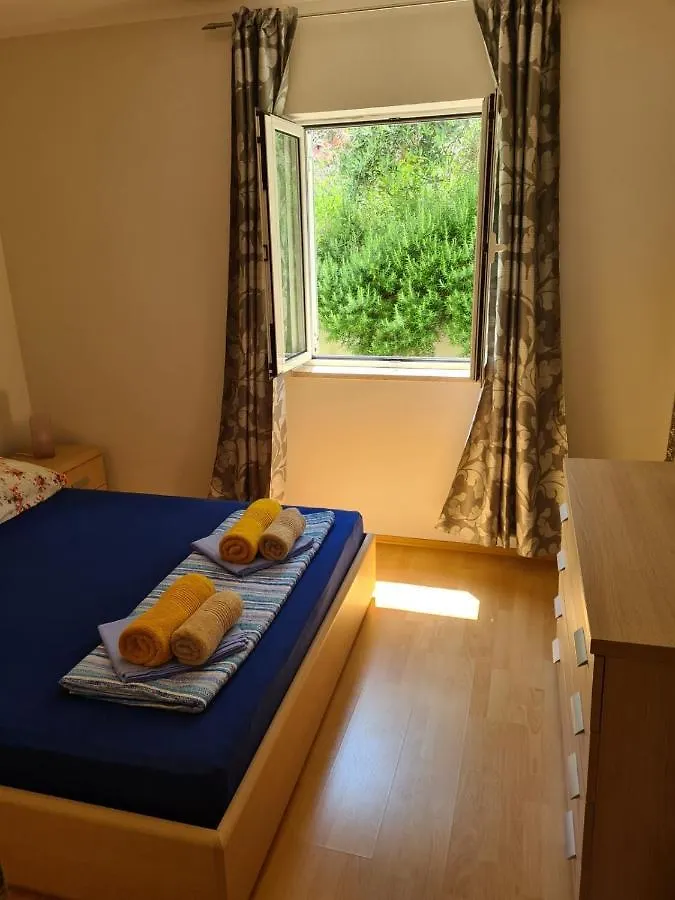 Apartment Maross Mali Losinj